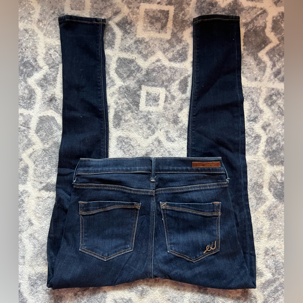 Mid Rise Jeans - Picture 3 of 3